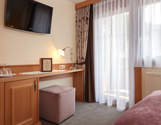 Flat-TV in jedem Zimmer